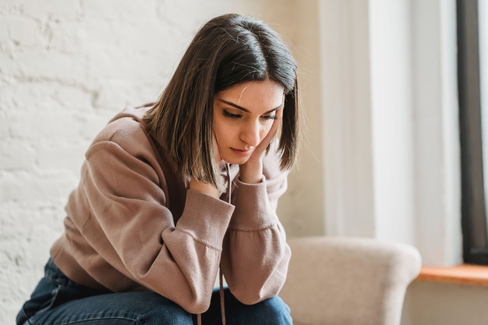what a situationship does to a girl emotionally